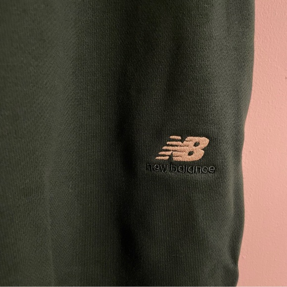 New Balance Deep Green Joggers - Picture 4 of 11